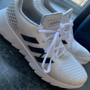 Adidas cloudfoam 7.5